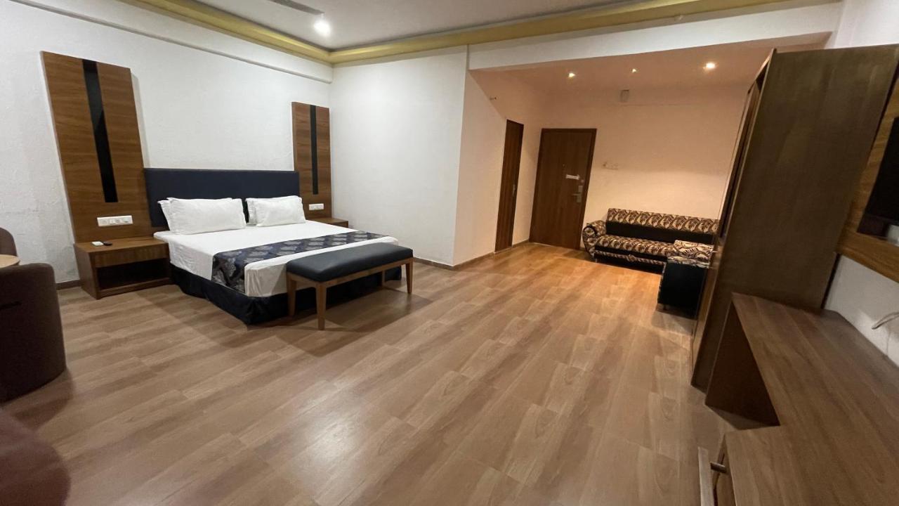 Heaven 7 Hotel & Resort Himatnagar المظهر الخارجي الصورة