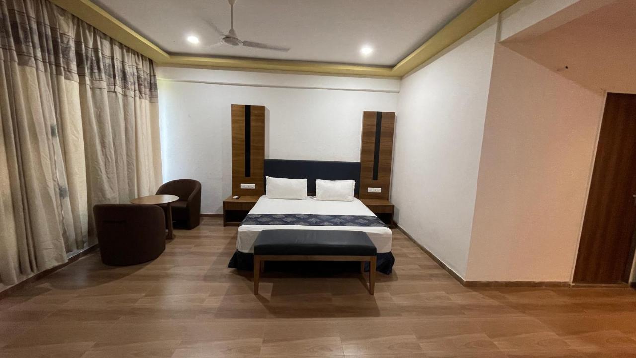 Heaven 7 Hotel & Resort Himatnagar المظهر الخارجي الصورة