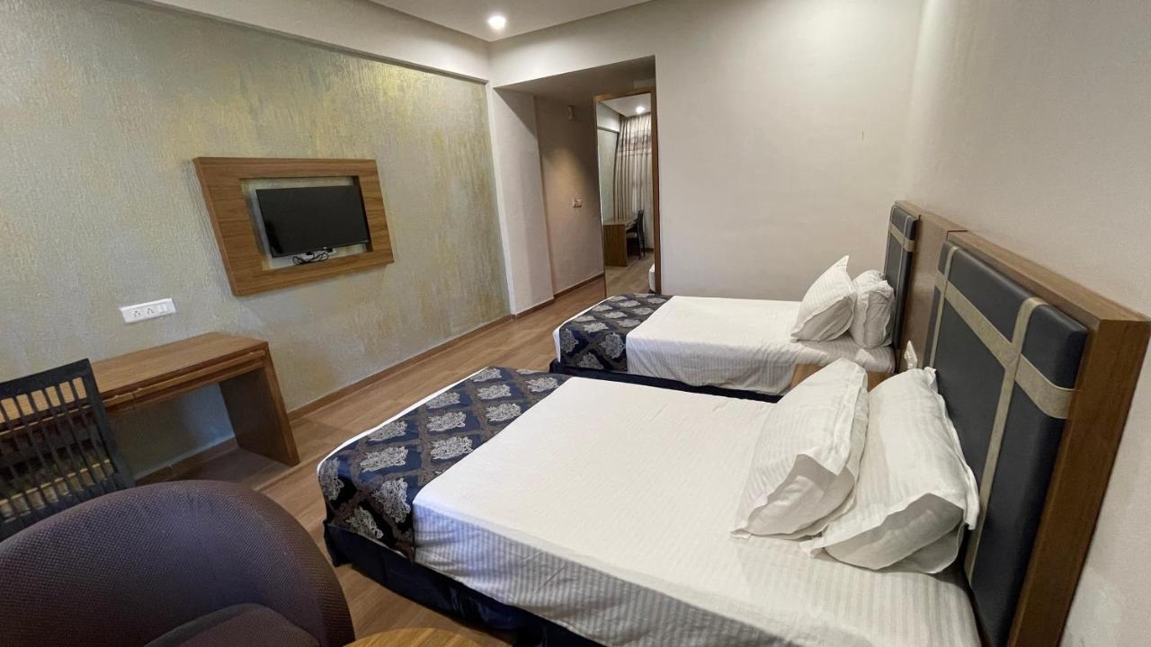 Heaven 7 Hotel & Resort Himatnagar المظهر الخارجي الصورة