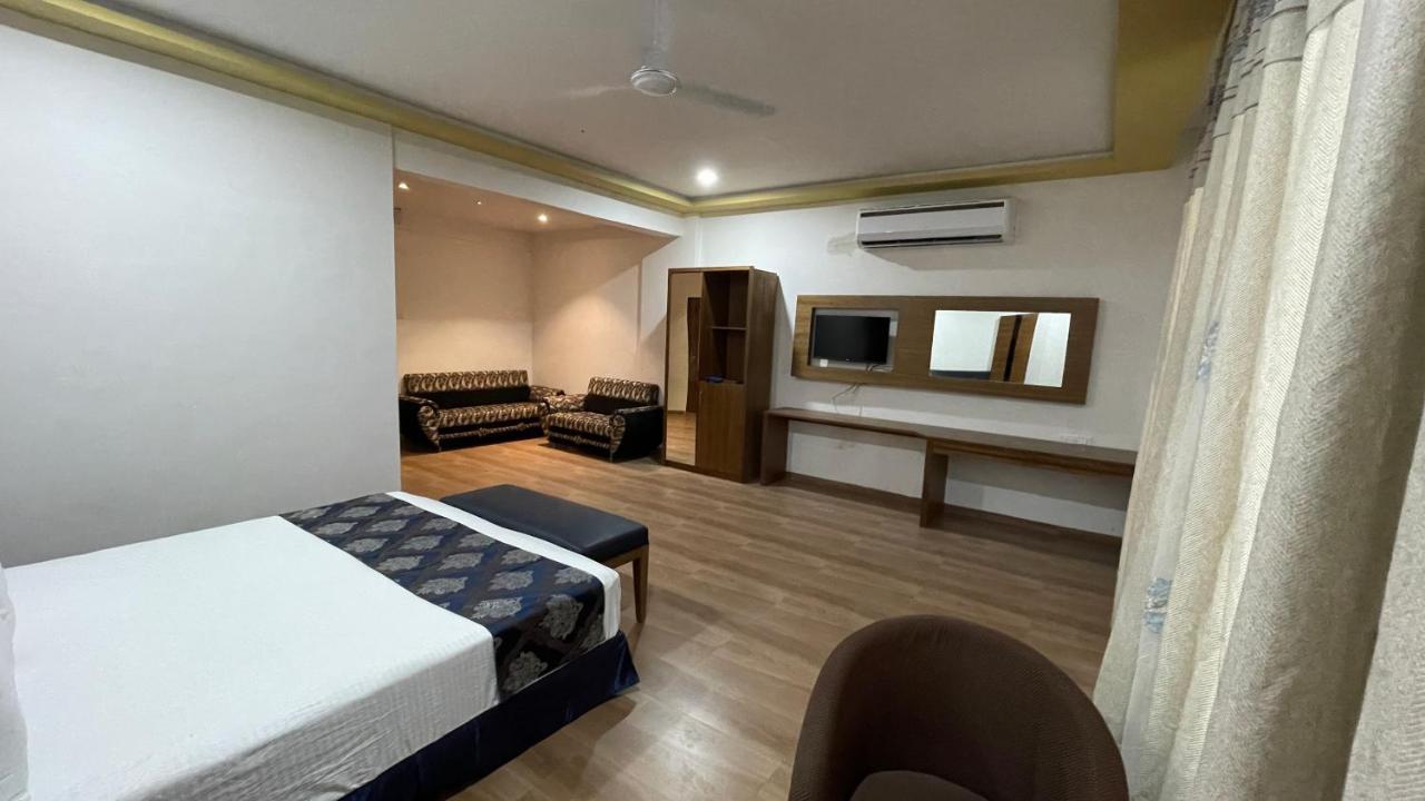 Heaven 7 Hotel & Resort Himatnagar المظهر الخارجي الصورة