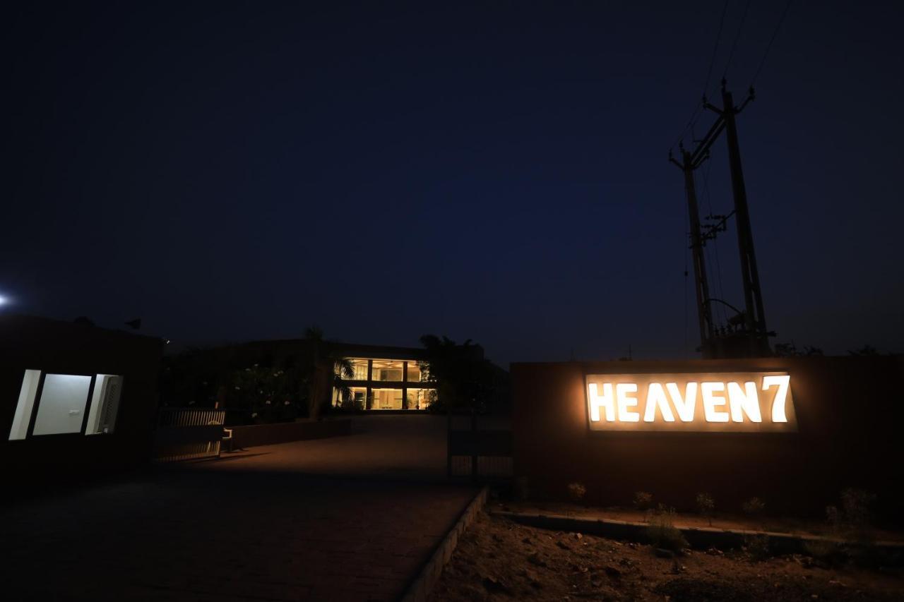 Heaven 7 Hotel & Resort Himatnagar المظهر الخارجي الصورة