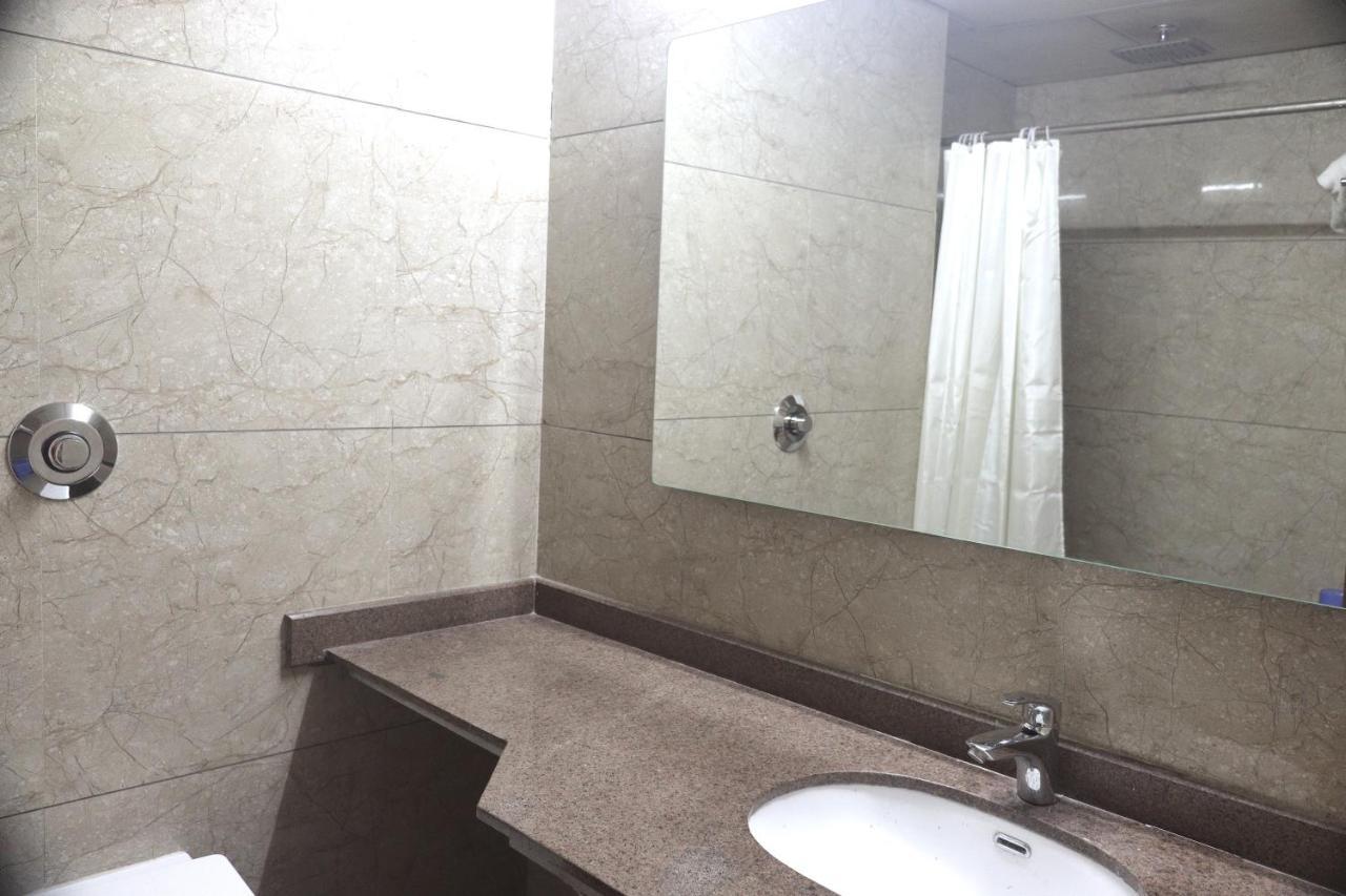 Heaven 7 Hotel & Resort Himatnagar المظهر الخارجي الصورة